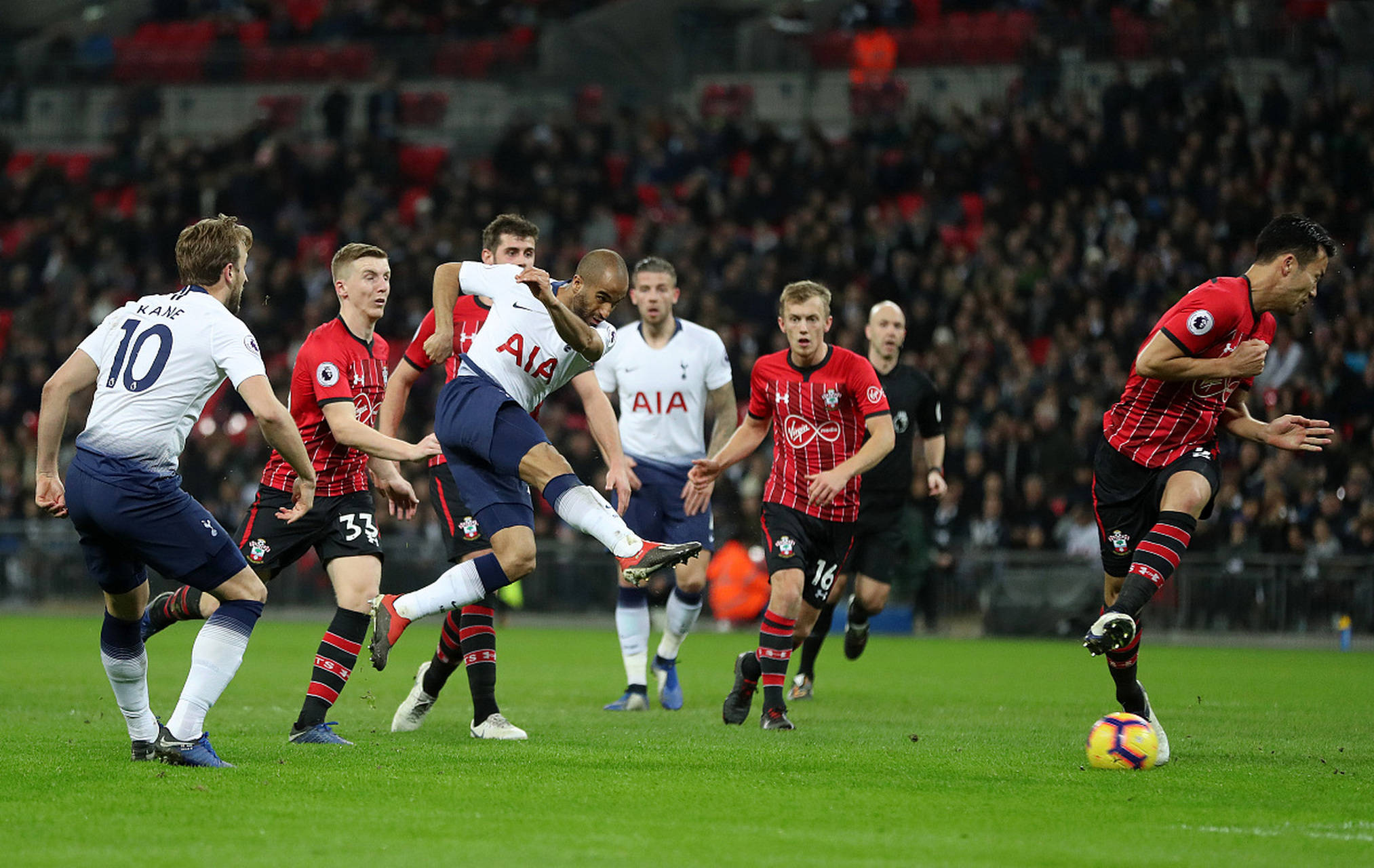 申花队的球 申花队的球